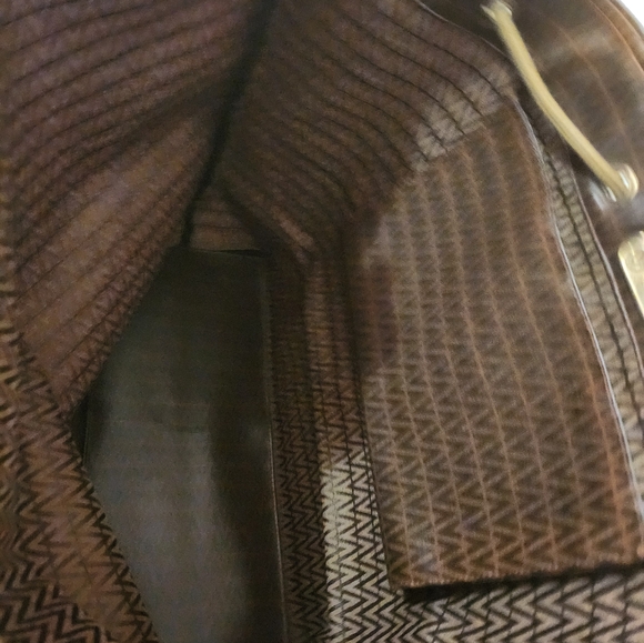 Mario Valentino Vintage Weekender EUC - Picture 9 of 16